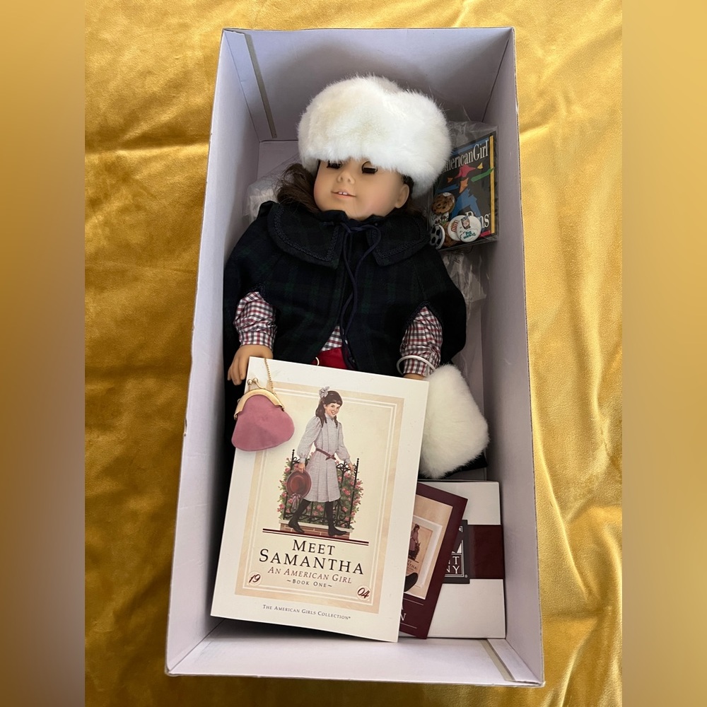 Near Perfect Vintage Retired American Girl Doll Samantha Parkington